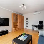Kutrzeby Quiet Corner Apartment By Bookinghost