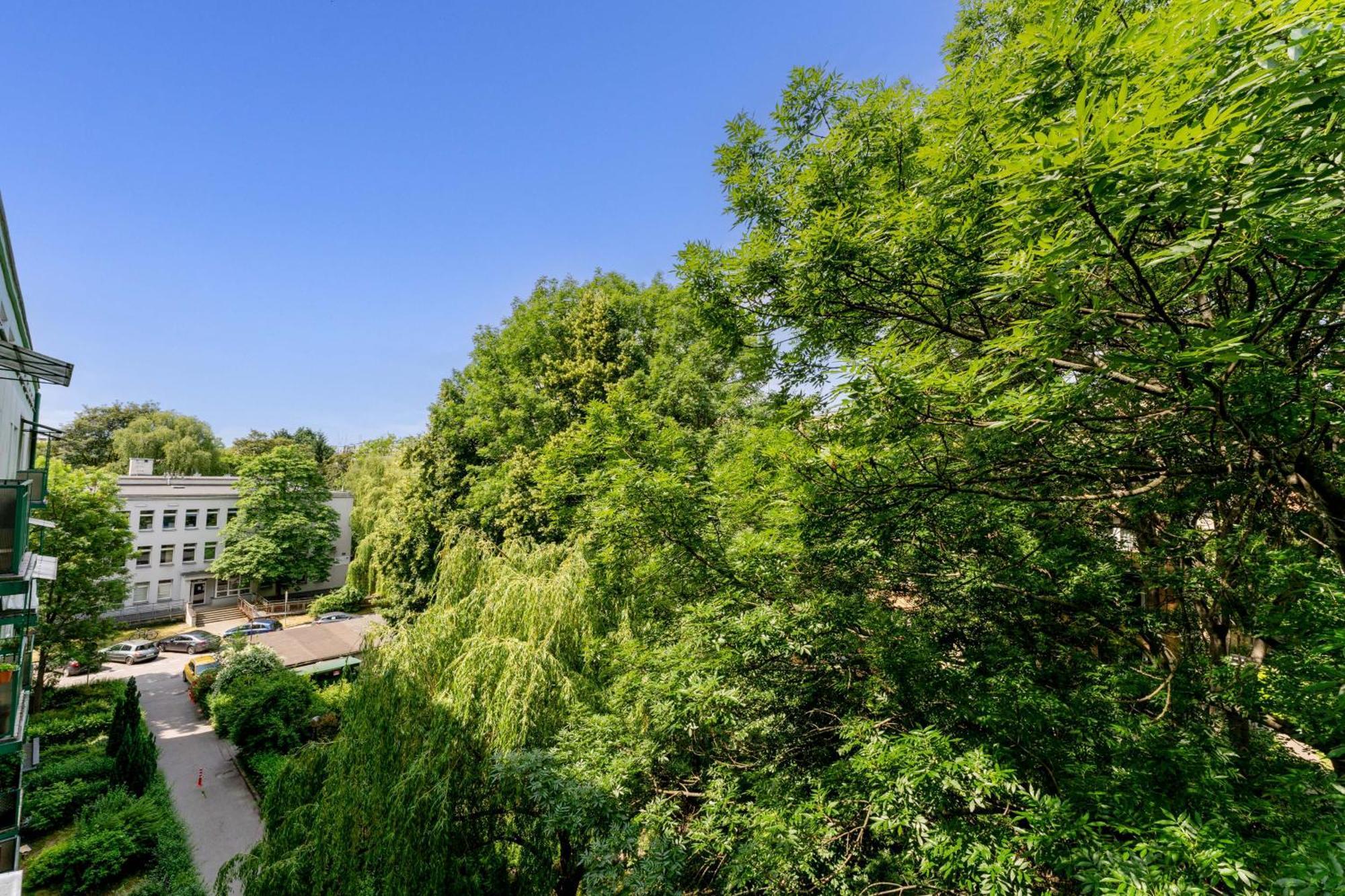 Kutrzeby Quiet Corner By Bookinghost Apartment Krakow